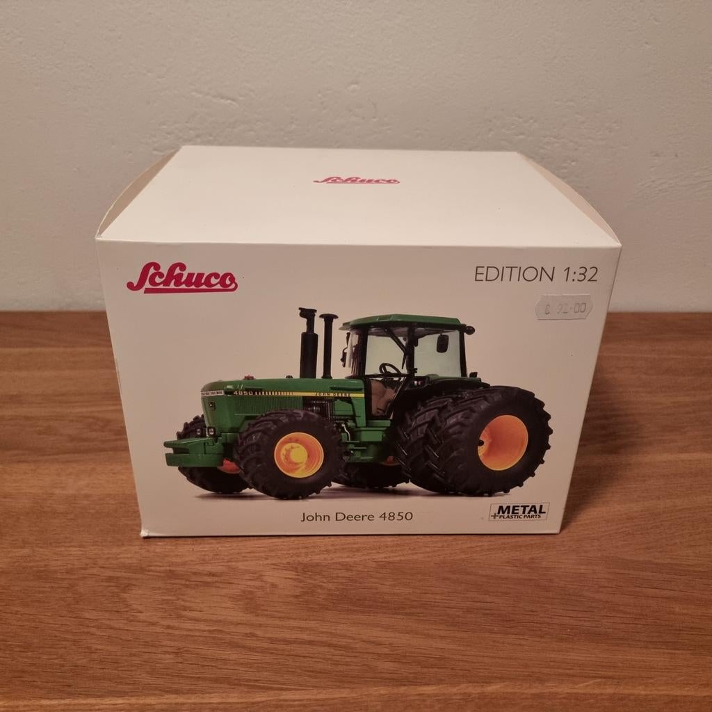 John Deere 4850 Schuco, Hobby en Vrije tijd, Modelauto's | 1:32, Ophalen of Verzenden, Nieuw, Tractor of Landbouw, Schuco