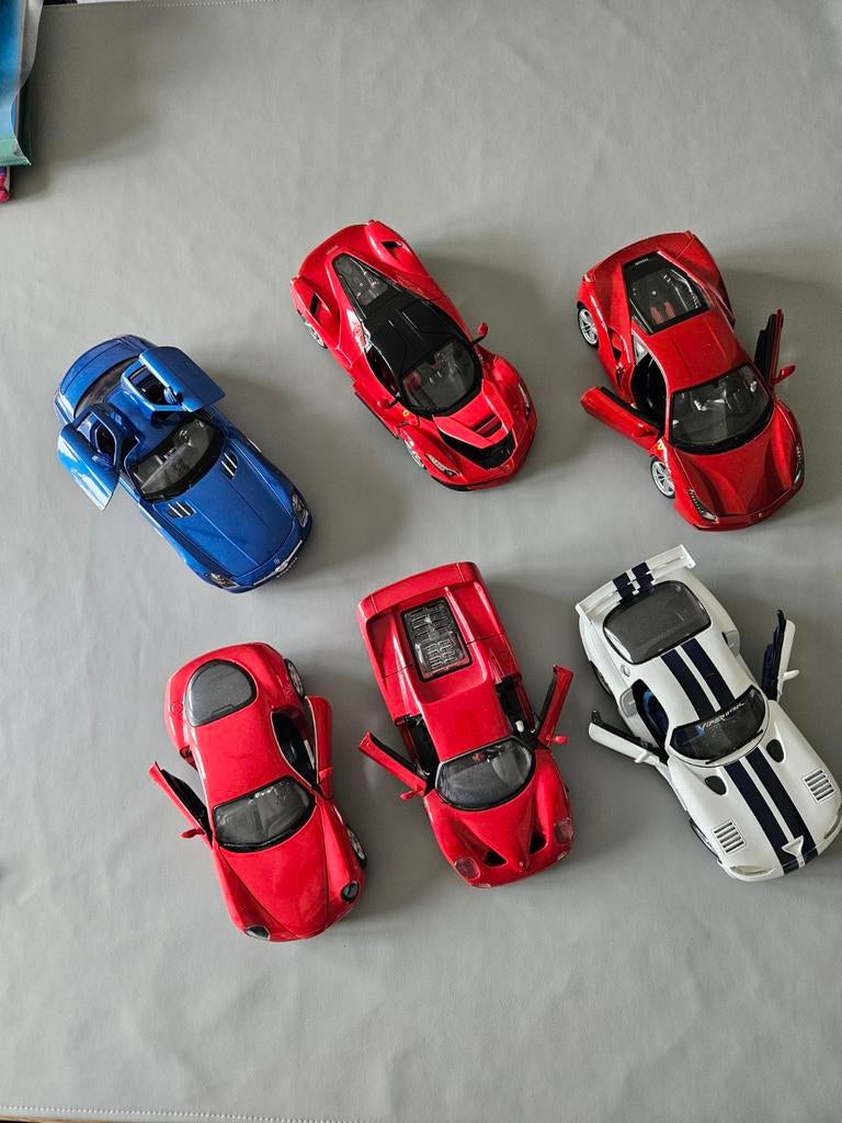 Metalen sportwagens schaal 1/18, Ophalen