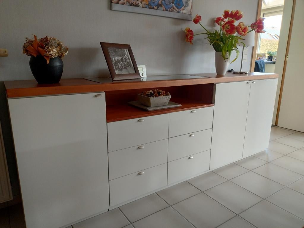 Commode (peut être livrée à votre domicile), Maison & Meubles, 25 à 50 cm, 200 cm ou plus, Avec tablette(s), Cerisier