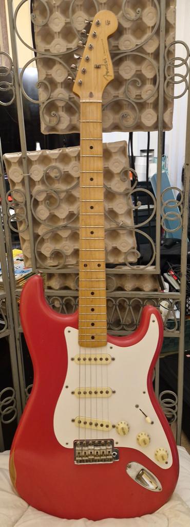 Fender Vintera Road Worn Stratocaster, Muziek en Instrumenten, Snaarinstrumenten | Gitaren | Elektrisch, Ophalen of Verzenden