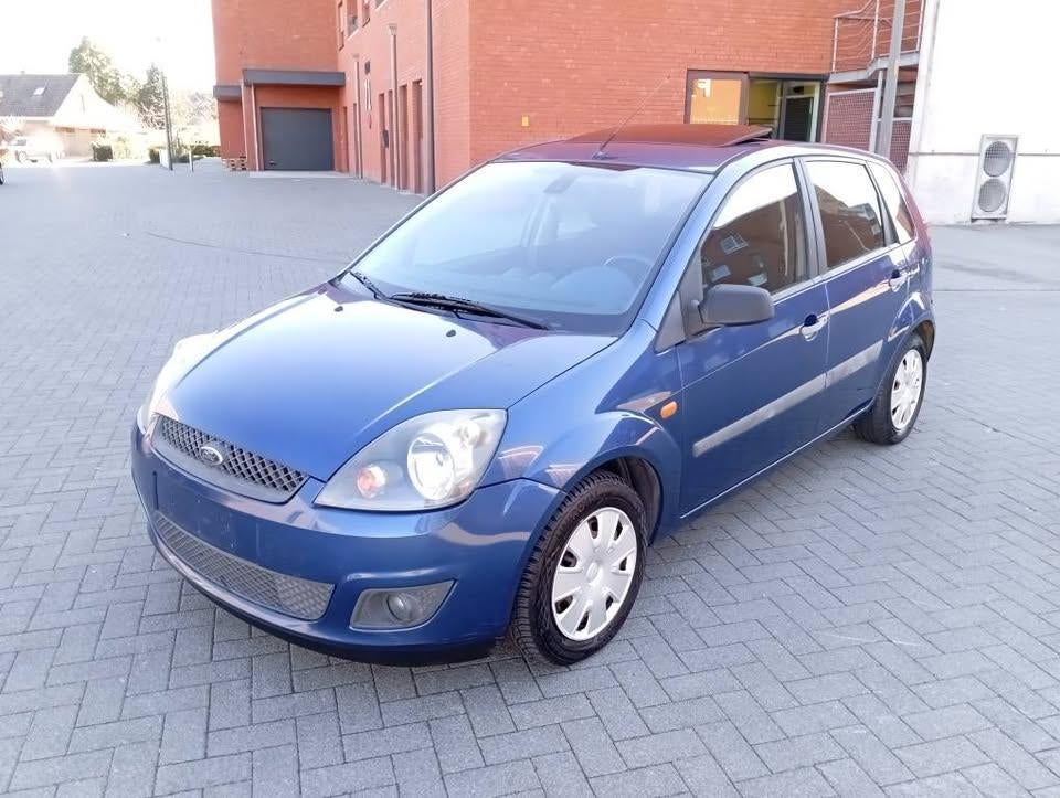 Ford Fiesta 1.4 Benzine Automaat, Auto's, Automaat, 5 zetels, 5 deurs, Particulier