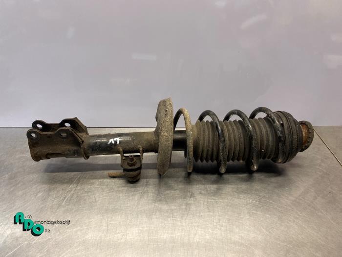 Barre amortisseur avant gauche d'un Opel Corsa (Corsa D 07-), Autos : Pièces & Accessoires, -, Opel, 3 mois de garantie, Utilisé