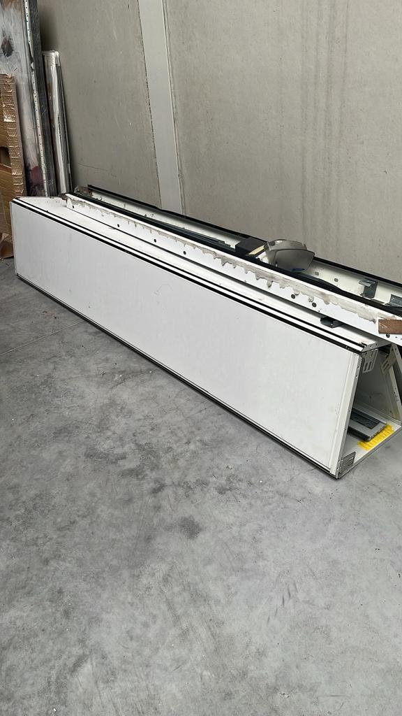 Sectionale garage poort ..novoferm 2.50 m breed, Ophalen, Zo goed als nieuw