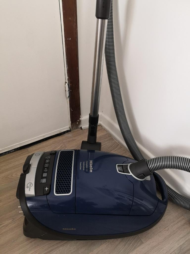 Miele C3 bonne état, Electroménager, Aspirateurs