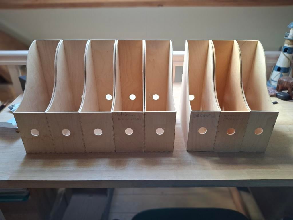 Bacs de rangement pour fardes, documents