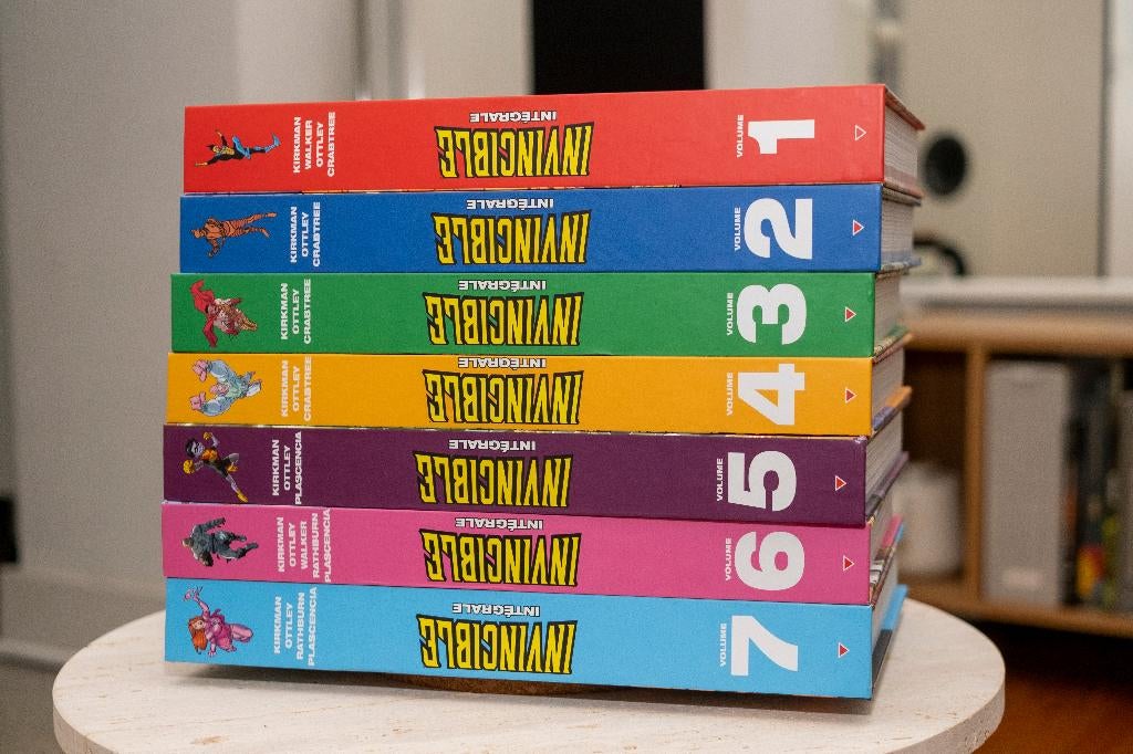 Invincible (Robert Kirkman) Intégrale HC - Volumes 1-7, Boeken, Strips | Comics, Zo goed als nieuw, Eén comic, Amerika, Ophalen