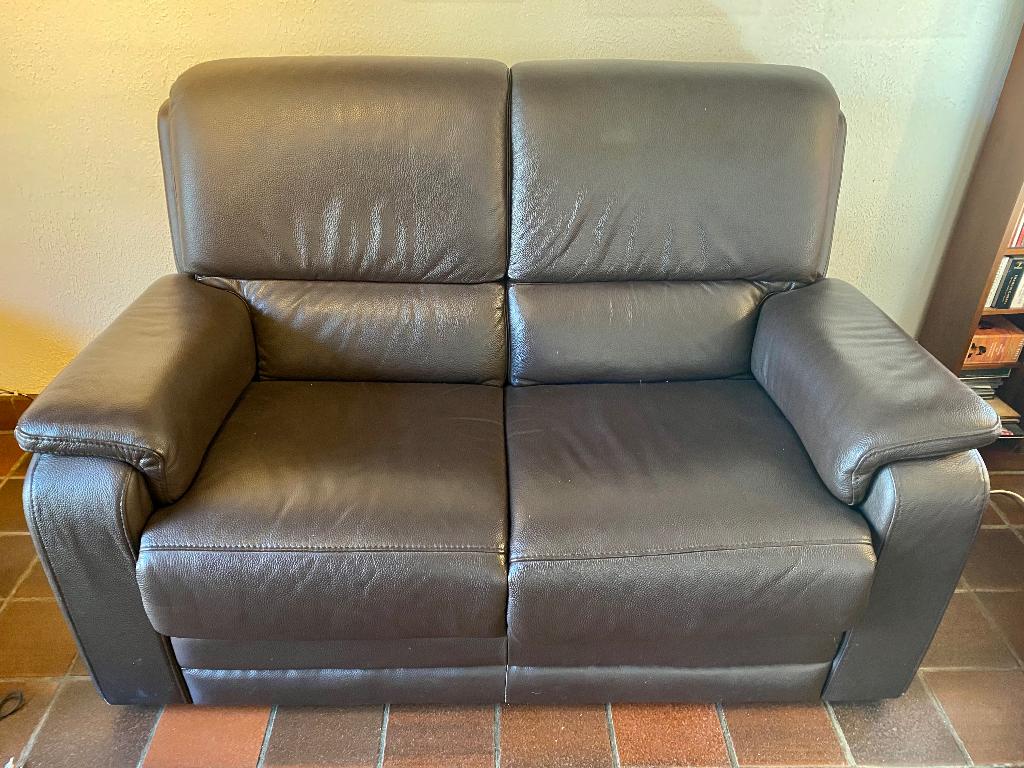 occasion : Divan 2 places simili-cuir brun foncé, Maison & Meubles, Moins de 75 cm, Moins de 150 cm, Banc droit, Comme neuf