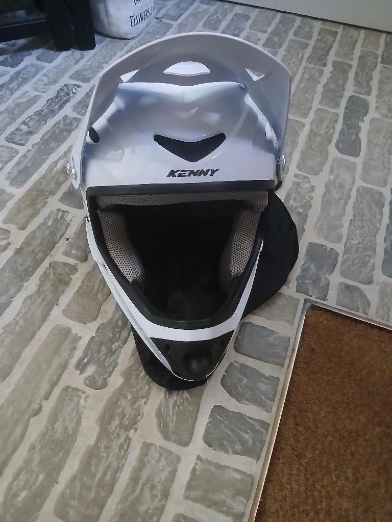 Bmx helm maat x small, Fietsen en Brommers, Fietsaccessoires | Fietshelmen, Zo goed als nieuw, Jongen, XS, Ophalen