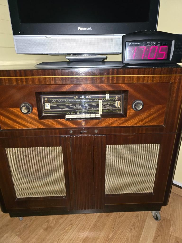 Vintage radio, Ophalen