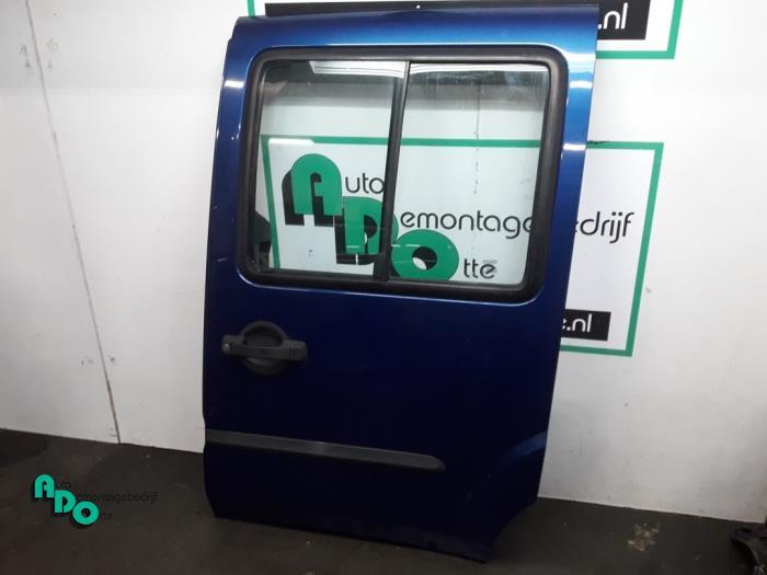 Porte coulissante gauche d'un Fiat Doblo (Doblo 00-), -, 3 mois de garantie, Utilisé, Porte