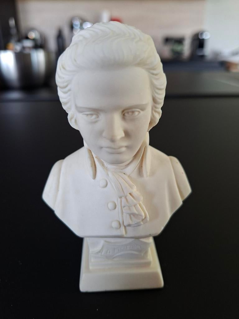 Albasten buste van Amadeus MOZART. Gesigneerd GIANELLI 1981, Antiek en Kunst, Ophalen of Verzenden