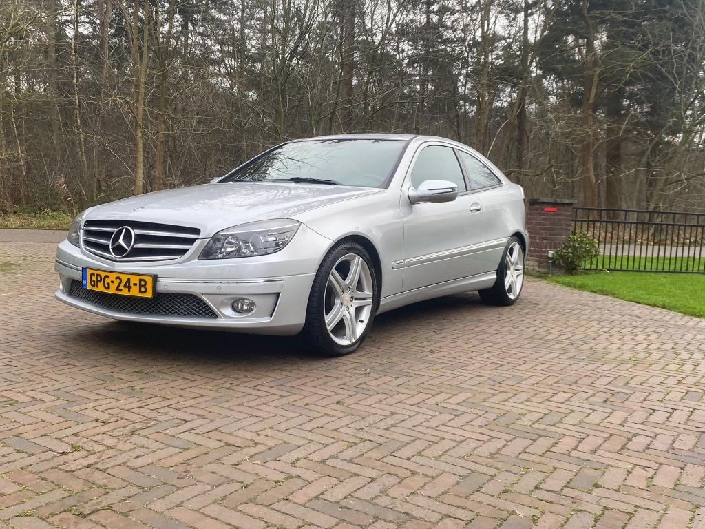 Mercedes clc180, Auto's, 4 cilinders, Leder en Stof, 1375 kg, Handgeschakeld
