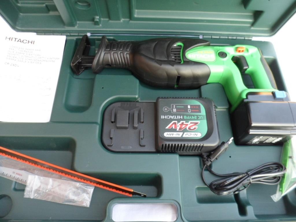 scie à découper Hitachi CR 24DV, Bricolage & Construction, Enlèvement ou Envoi, Scie sabre