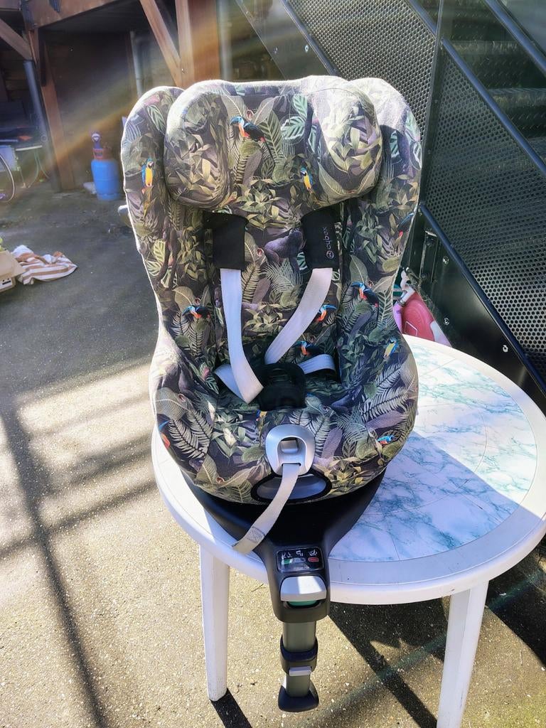 Cybex sirona Z i-size, Enfants & Bébés, Sièges auto, Enlèvement, Isofix