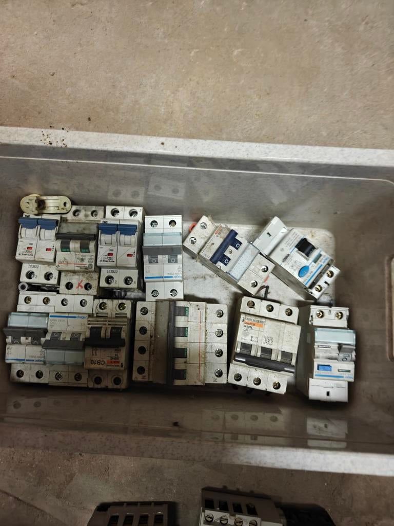 Matériel électrique à vendre, Enlèvement ou Envoi