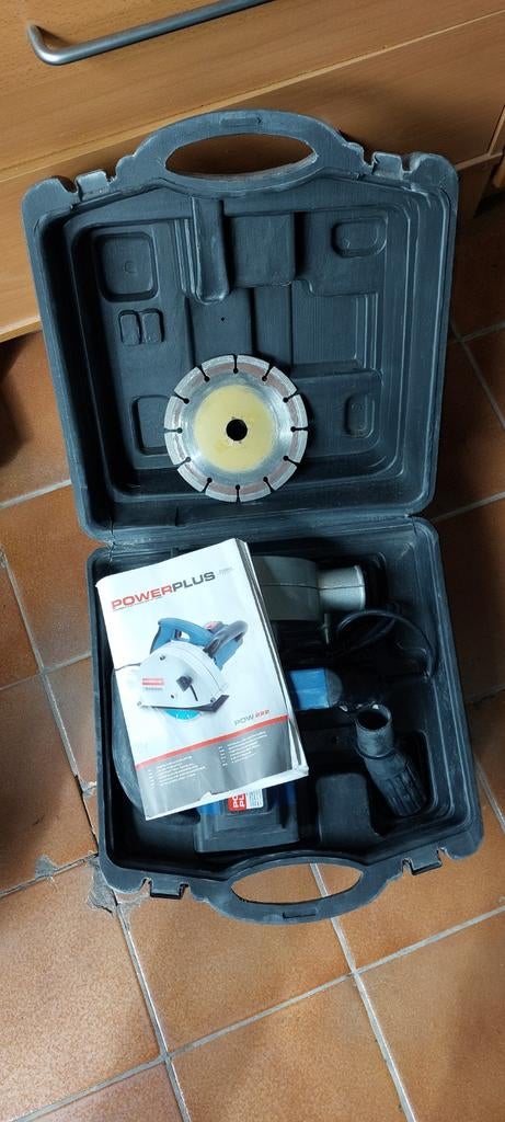 Dubbele slijpmachine steen Powerplus, Doe-het-zelf en Bouw, Gereedschap | Slijpmachines, Ophalen