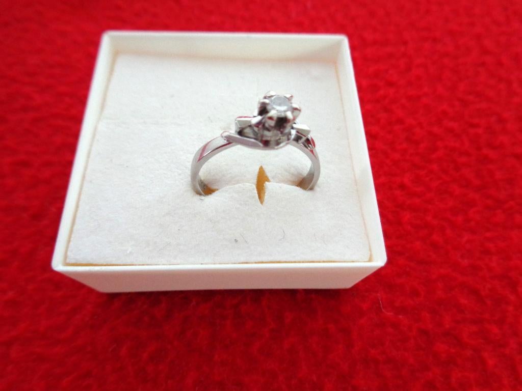 Bague Or Blanc Bague Fiançailles ou autre. Vintage, Bijoux, Sacs & Beauté, Bagues, Femme ou Homme, Or, Utilisé, Avec pierre précieuse