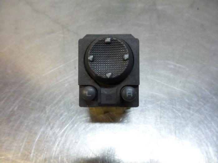 Commutateur rétroviseur d'un Volkswagen Golf (Golf 91-), Volkswagen, -, 3 mois de garantie, Utilisé