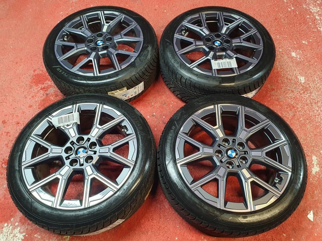 BMW originele 18" wielen winterkit NIEUW serie 1 & 2 F70 F74, Auto-onderdelen, Ophalen, 18 inch, Banden en Velgen, Nieuw