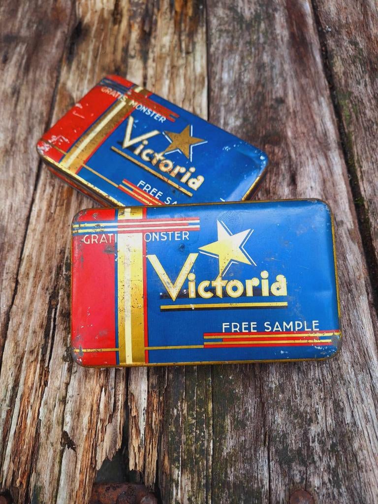 N.V. Victoria Dordrecht Biscuits en Chocolade blikken😍, Verzamelen, Blikken, Ophalen of Verzenden