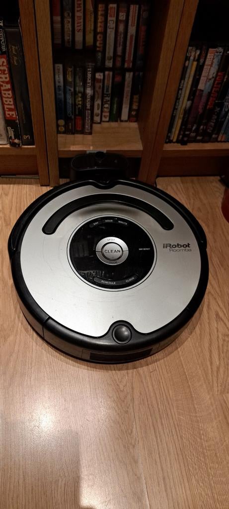 Aspirateur Irobot Roomba, Enlèvement ou Envoi, Aspirateur, Réservoir, Utilisé