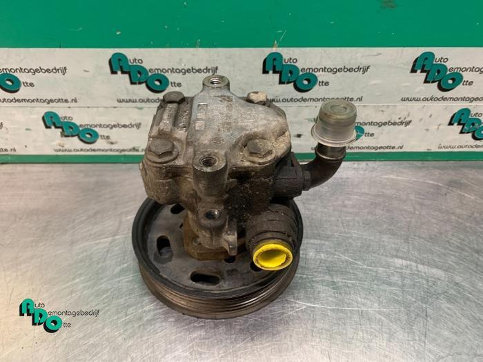 Pompe direction assistée d'un Volkswagen Golf (Golf 97-), Autos : Pièces & Accessoires, Commande, Volkswagen, Utilisé, 3 mois de garantie