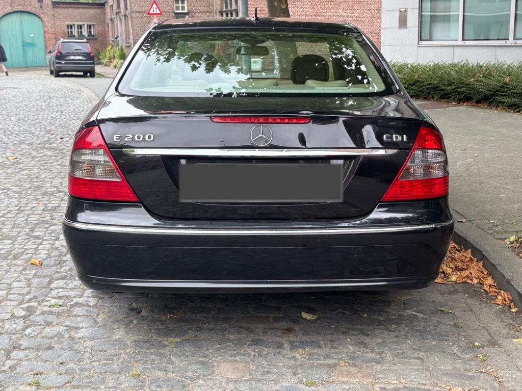 Mercedes e klasse, Autos, Mercedes-Benz, Cuir, Achat, Boîte manuelle, Noir