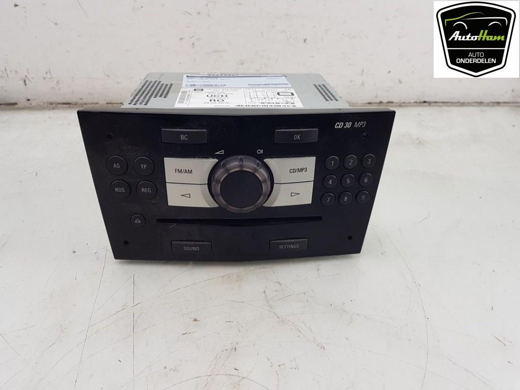 RADIO Opel Corsa D (01-2006/12-2014) (|13357126|13289927|), Autos : Pièces & Accessoires, Autres pièces automobiles, Opel, Utilisé