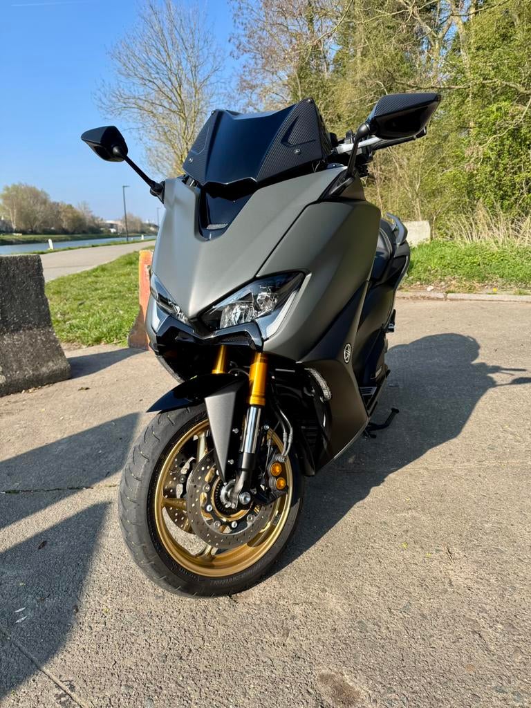 Yamaha Tmax 560 TechMax Full options etat neuve, Motos, Motos | Yamaha, Scooter, Occasion, 2 cylindres, Poignées chauffantes