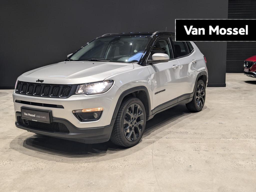 Jeep Compass Night Eagle jeep compass NAVI | STUUR + ZETEL V, Gebruikt, Zwart, 4 cilinders, 1505 kg