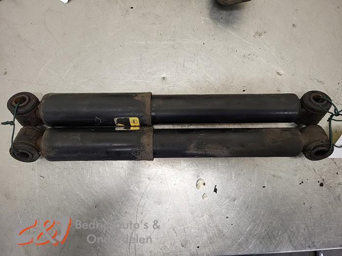 Kit amortisseur d'un Mercedes Vito, 3 mois de garantie, Utilisé, -, -