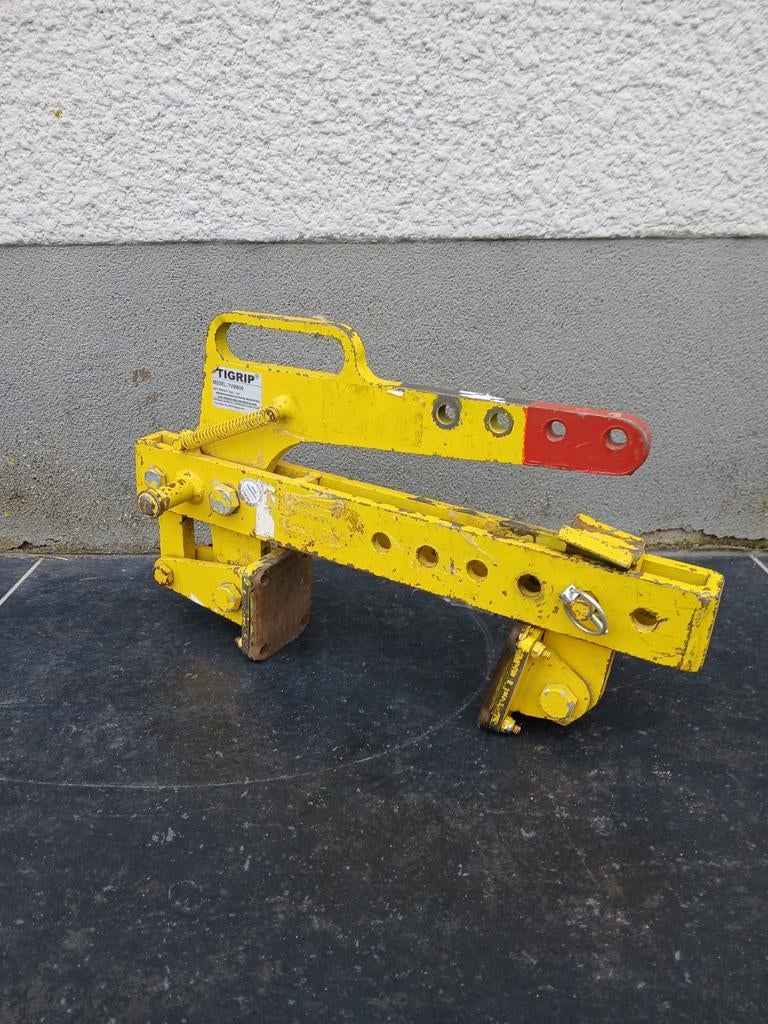 Te huur Machinale hijsklem 0-240mm tot 500kg, Doe-het-zelf en Bouw, Ophalen, Gebruikt