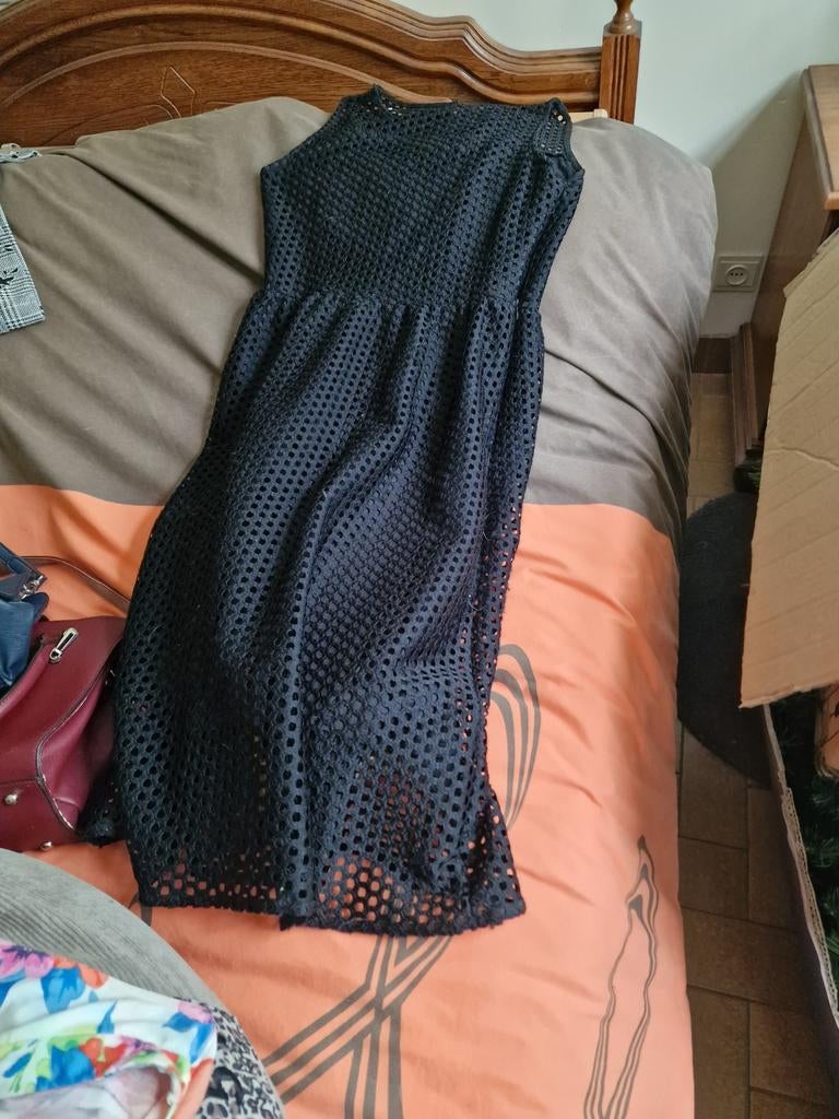 Veel kledij Dames, Kleding | Dames, Dames-kledingpakketten, Ophalen