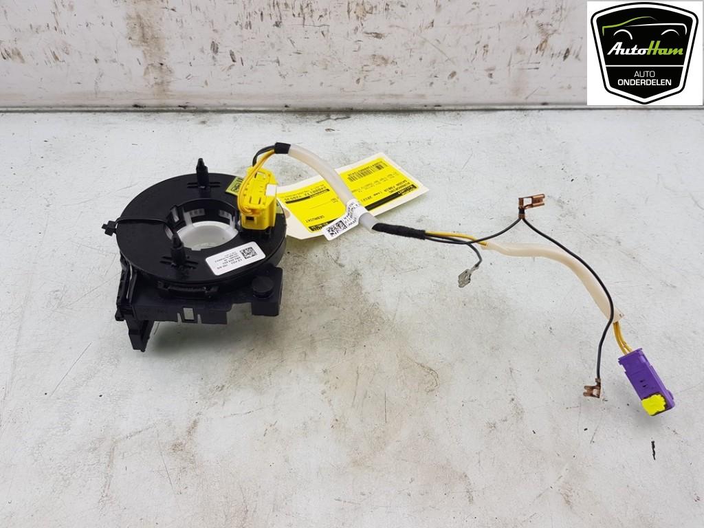 CONTACTEUR TOURNANT Skoda Fabia II Combi (|6R0959653|), Utilisé, Skoda