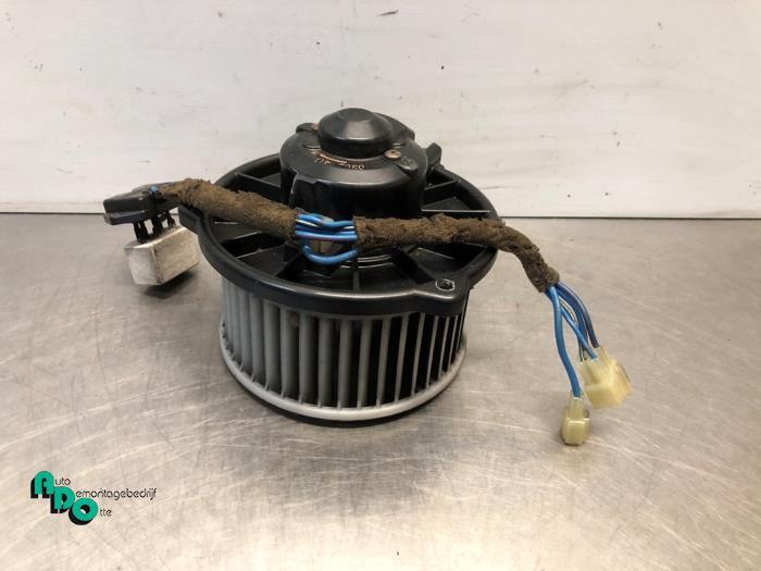 Moteur de ventilation chauffage d'un Mazda MX-5 (MX-5 NB 98-, -, 3 mois de garantie, Mazda, Utilisé