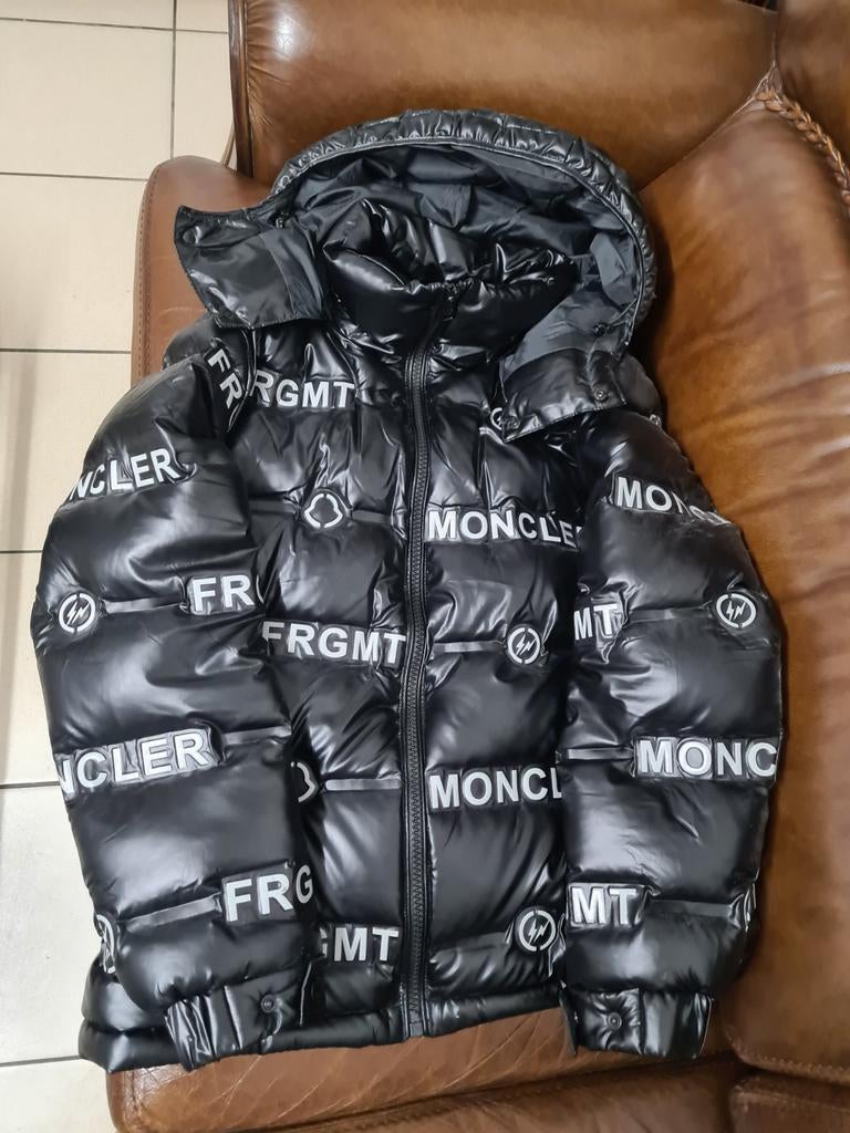 Doudoune moncler FRGMT Taille S 400€, Ophalen, Nieuw, Maat 46 (S) of kleiner, Moncler