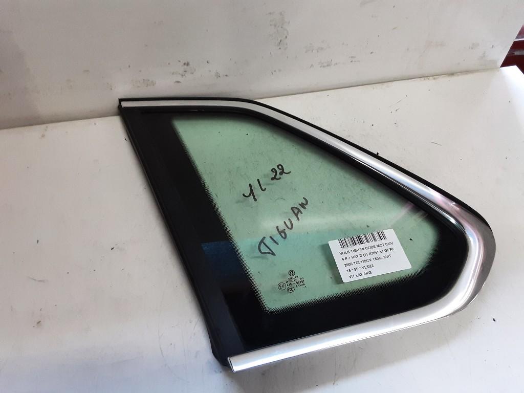 VITRE LATERALE ARRIÈRE GAUCHE Tiguan (5N1 / 2) (5NA845041), Autos : Pièces & Accessoires, Volkswagen, Mevr. I. Hauben, Utilisé