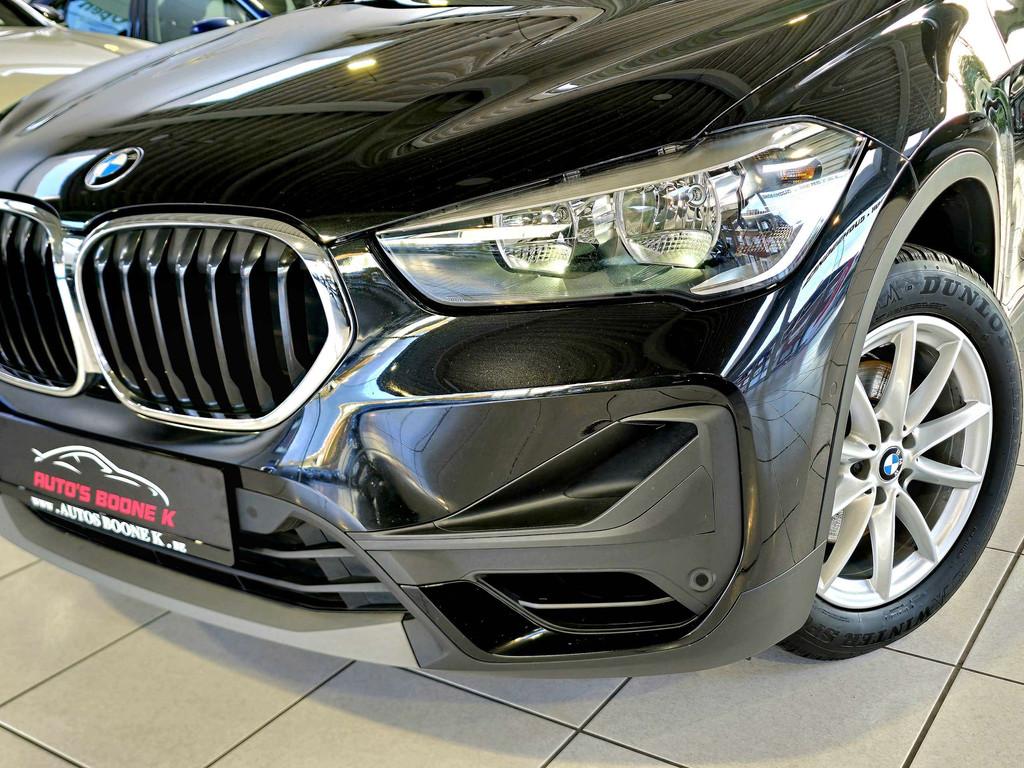 BMW X1 X1 1.5i sDrive18/ Navigatie / Parkeesensoren / PDC, Auto's, BMW, X1, 135 pk, Gebruikt, https://public.car-pass.be/vhr/0b9ba742-7ebd-4fb4-a1af-3fb4136d7b30
