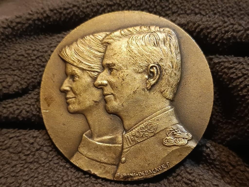 Penning van koning Filip en koningin Mathilde, Ophalen of Verzenden, Brons