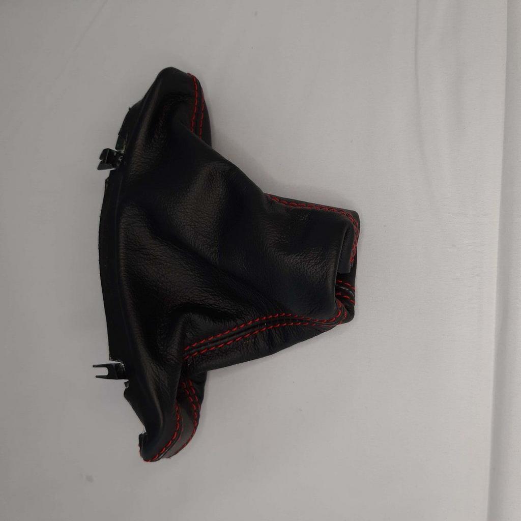 Handrem hoes zwart leer met rode stiksels BMW 5-Serie E60/E6, Auto-onderdelen, -, -, Nieuw, Ophalen of Verzenden