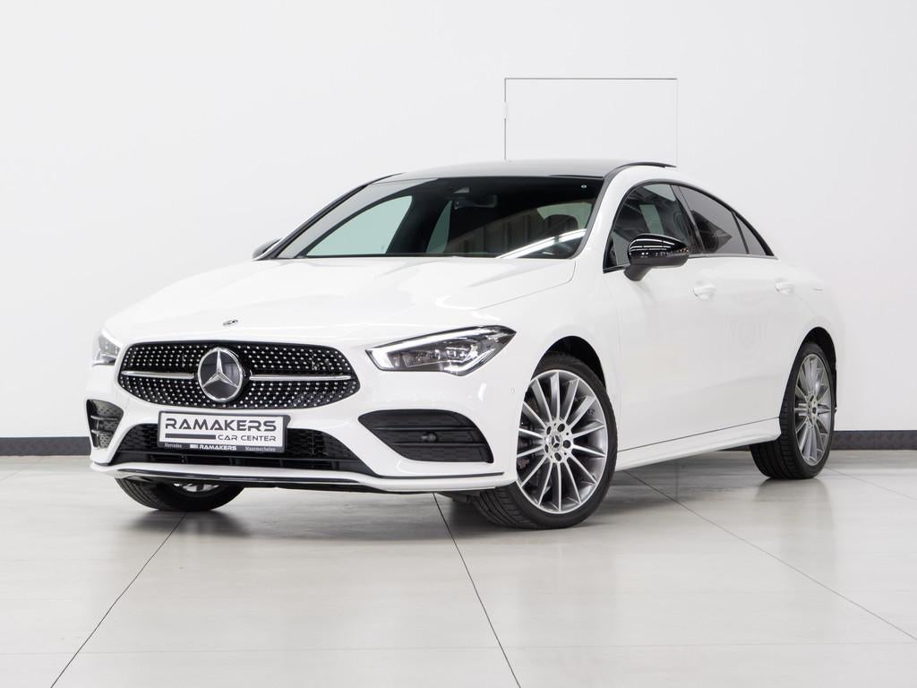 Mercedes-Benz CLA 250 e Coupé AMG Night 19" PANORAMA Sfeerl, Auto's, Gebruikt, 4 cilinders, Wit, Bedrijf