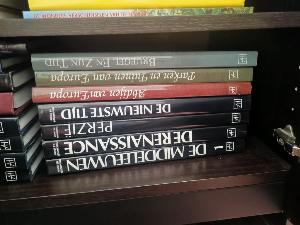 Artis Historia boeken lot, Ophalen of Verzenden, Zo goed als nieuw