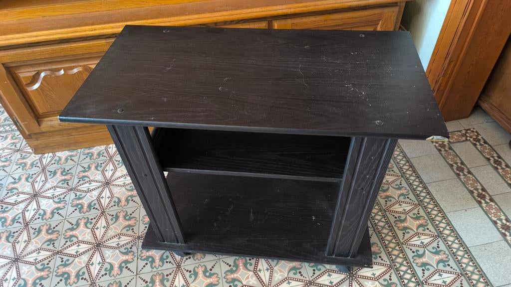 Table TV - A donner, Enlèvement, Utilisé