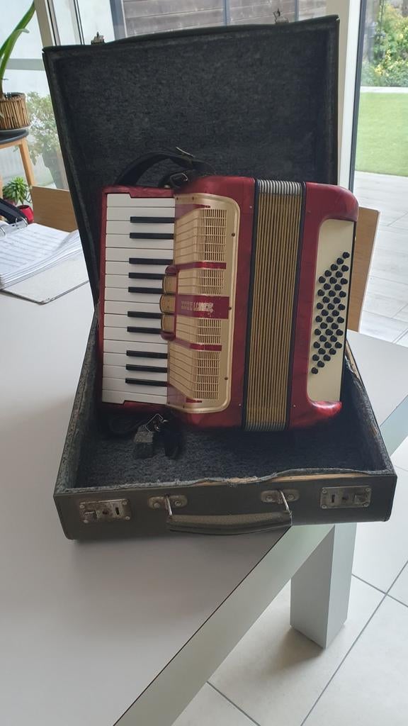 Accordeon  hohner student, Ophalen, Hohner, Met koffer