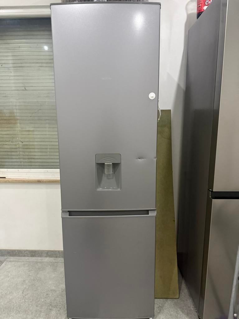 Frigo avec distributeur a eau., Electroménager, Enlèvement, Comme neuf