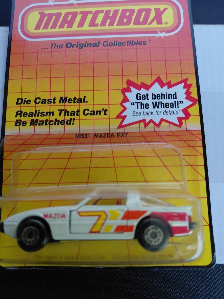 Matchbox 31 Mazda RX7 (Blister), Enlèvement ou Envoi, Comme neuf, Voiture