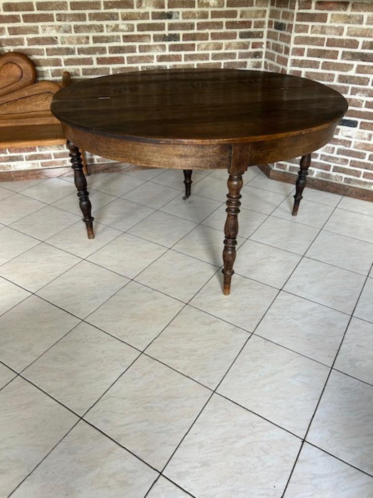 HALVE-MAANTAFEL ROND MASSIEF NOTELAAR OPENKLAPBAAR, Antiek en Kunst, Antiek | Meubels | Tafels, Ophalen