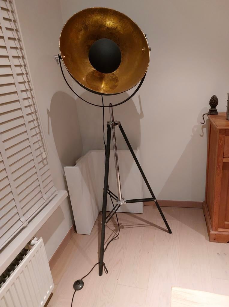 studiolamp met statief – messing look, Huis en Inrichting, Ophalen, Zo goed als nieuw, Metaal, Industriële / vintage uitstraling