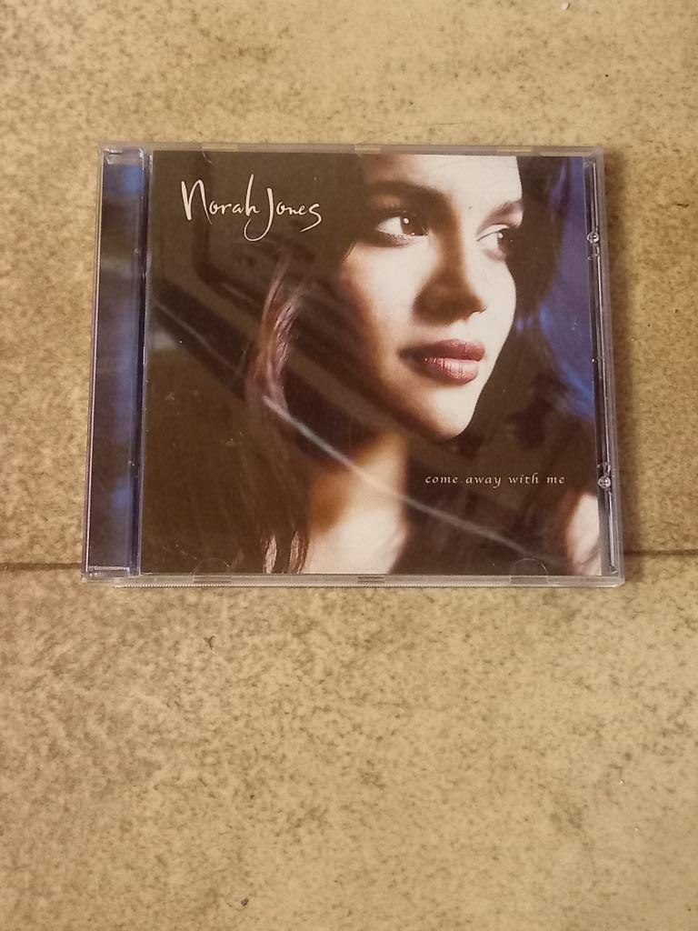 2 Cd's van Norah Jones, Ophalen of Verzenden, 1980 tot heden, Zo goed als nieuw, Jazz