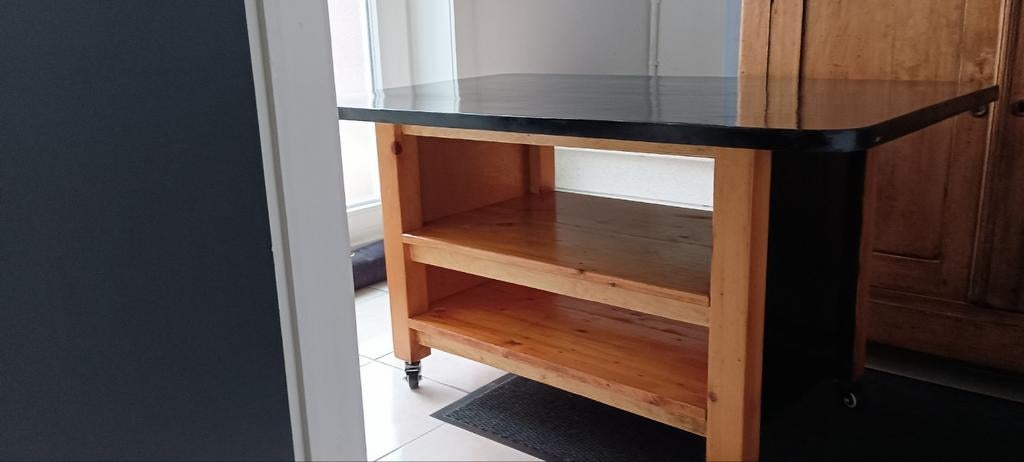 Table de salon ou tv, Enlèvement, Comme neuf